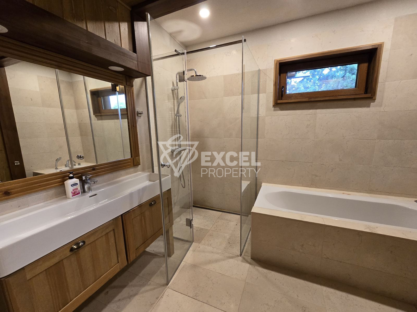 Fully finished and furnished house for sale in Pirin Golf and Country Club: Your choice for refined living!