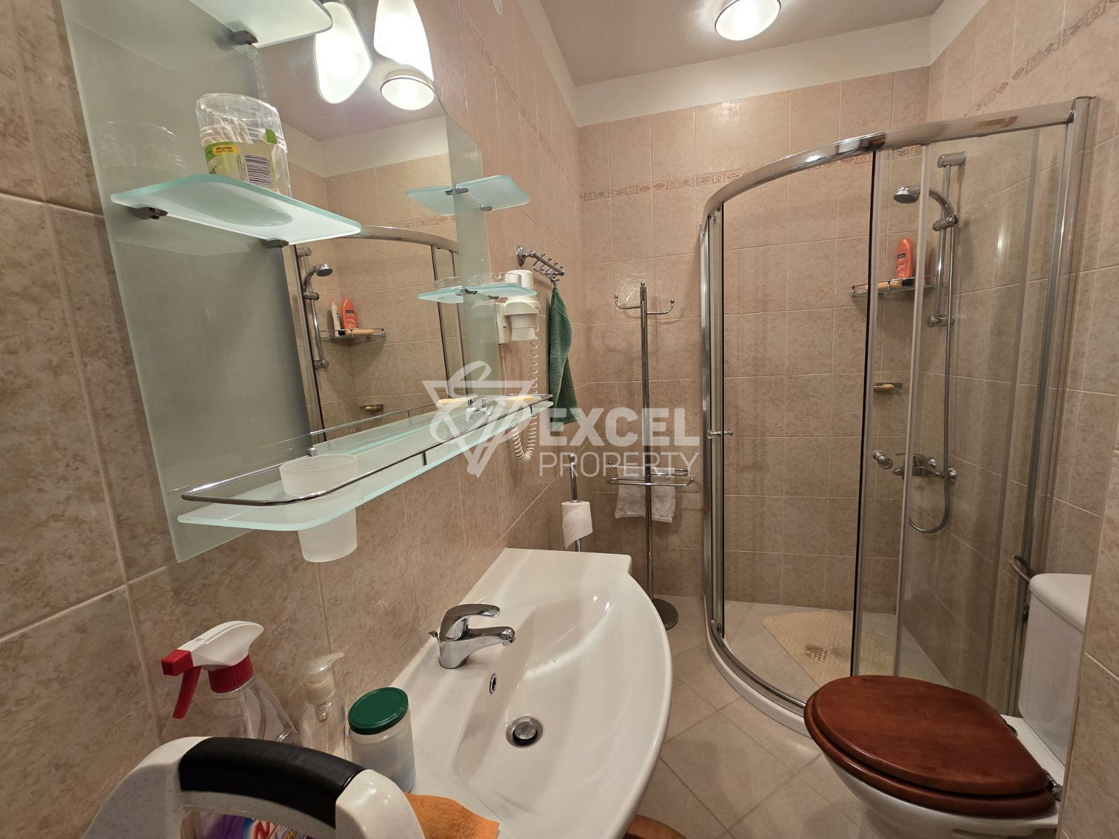 Elegant multi-room apartment for sale in the heart of Pirin Golf & Country Club: Luxury and perfection