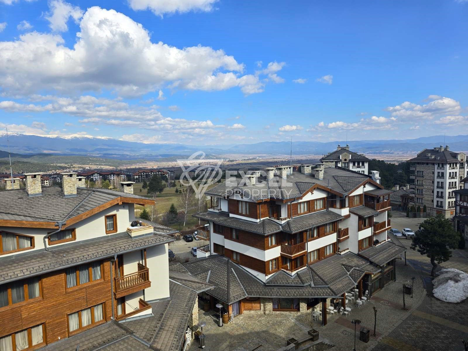Elegant multi-room apartment for sale in the heart of Pirin Golf & Country Club: Luxury and perfection