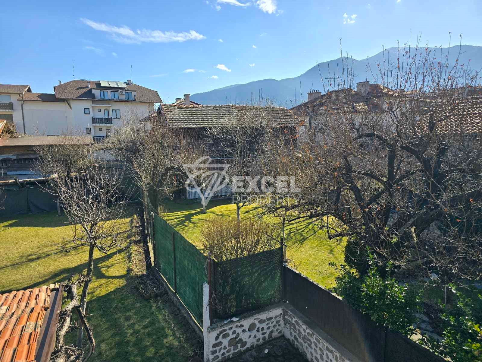 Multifunctional house with an active business in the TOP center of Bansko!