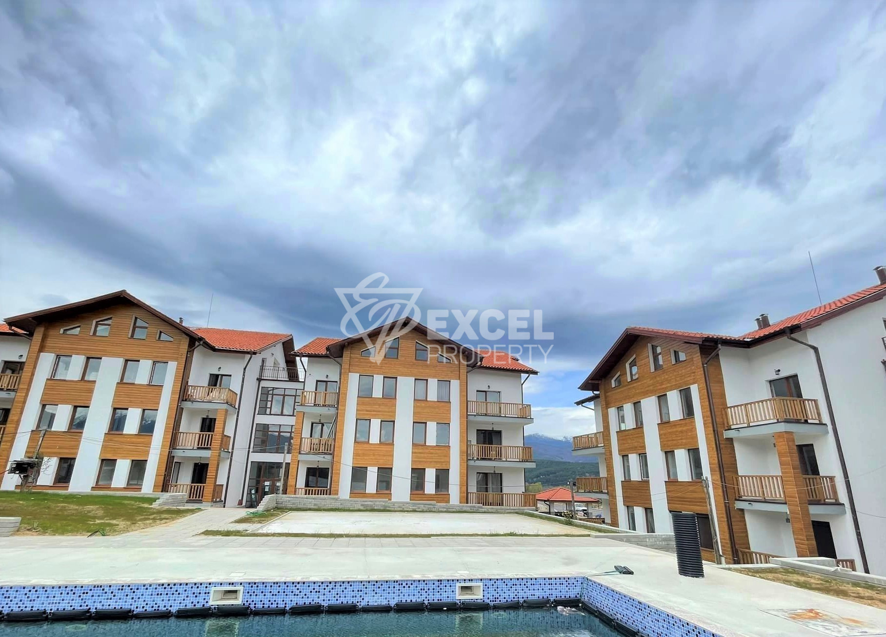 New one-bedroom apartment for sale at the foot of Pirin mountain
