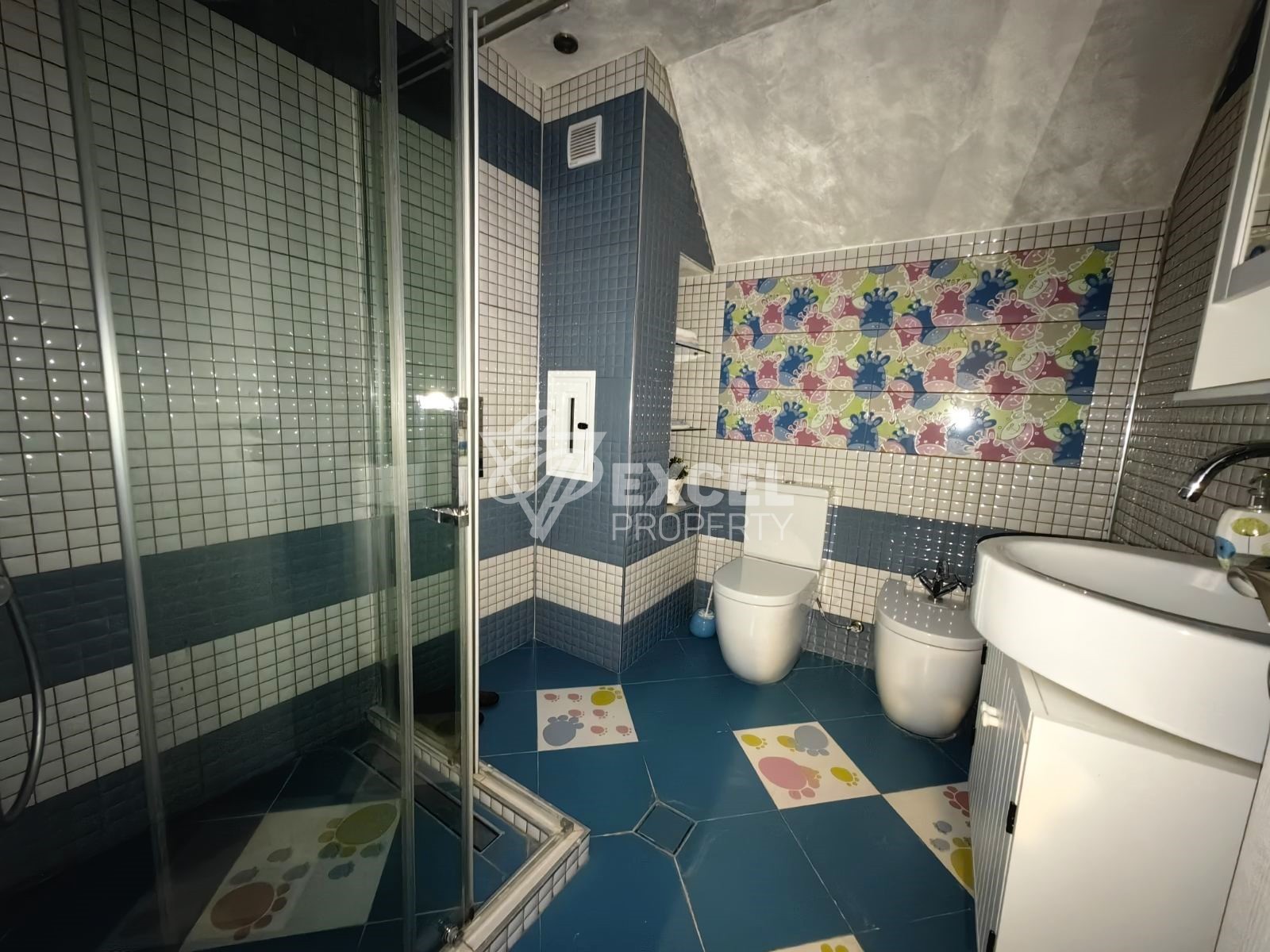 Designer multi-room apartment in the ideal center of Razlog