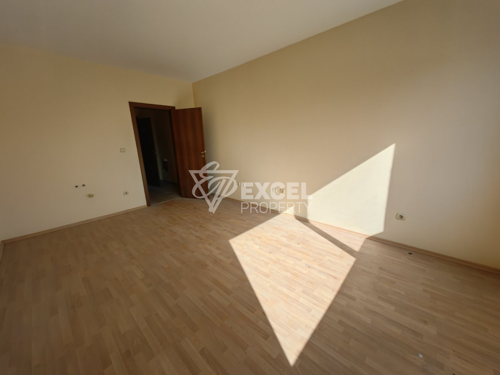 Southeast studio for sale 400m from the ski lift in Bansko