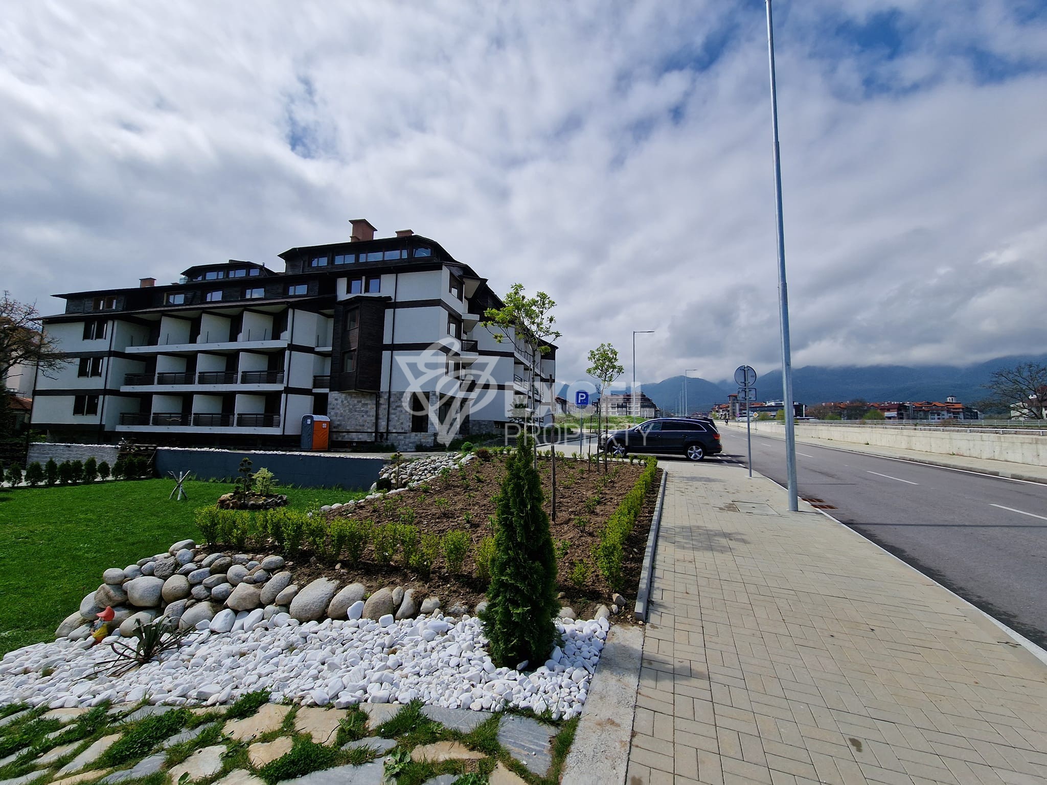 Cozy studio for sale in a building with a low maintenance fee, Bansko