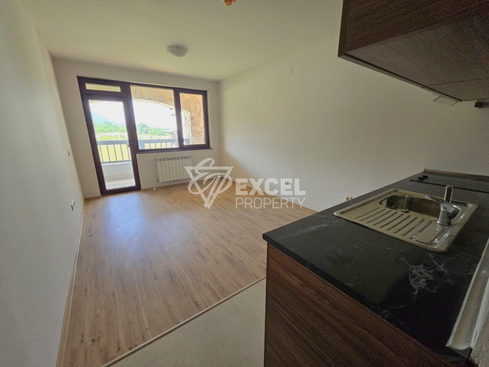 Studio with terrace for sale in Bansko, 300 m from the ski lift