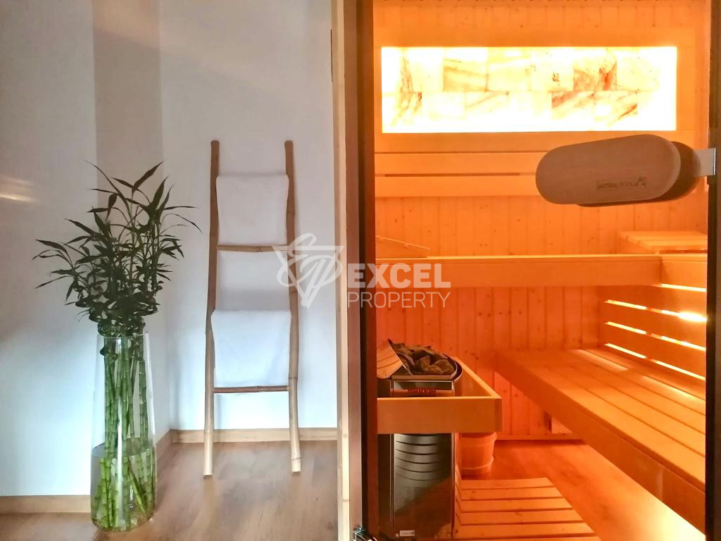 Luxury one-bedroom apartment with own SPA room with jacuzzi and sauna