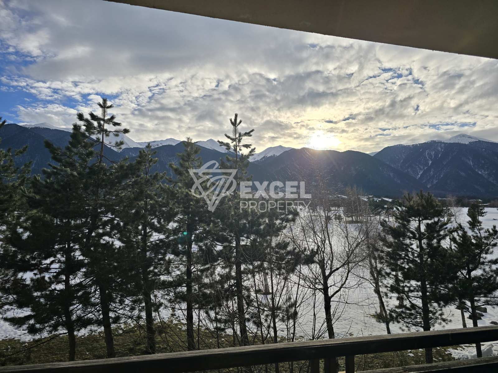 Two-bedroom apartment with south exposure and stunning mountain views, Pirin Golf area