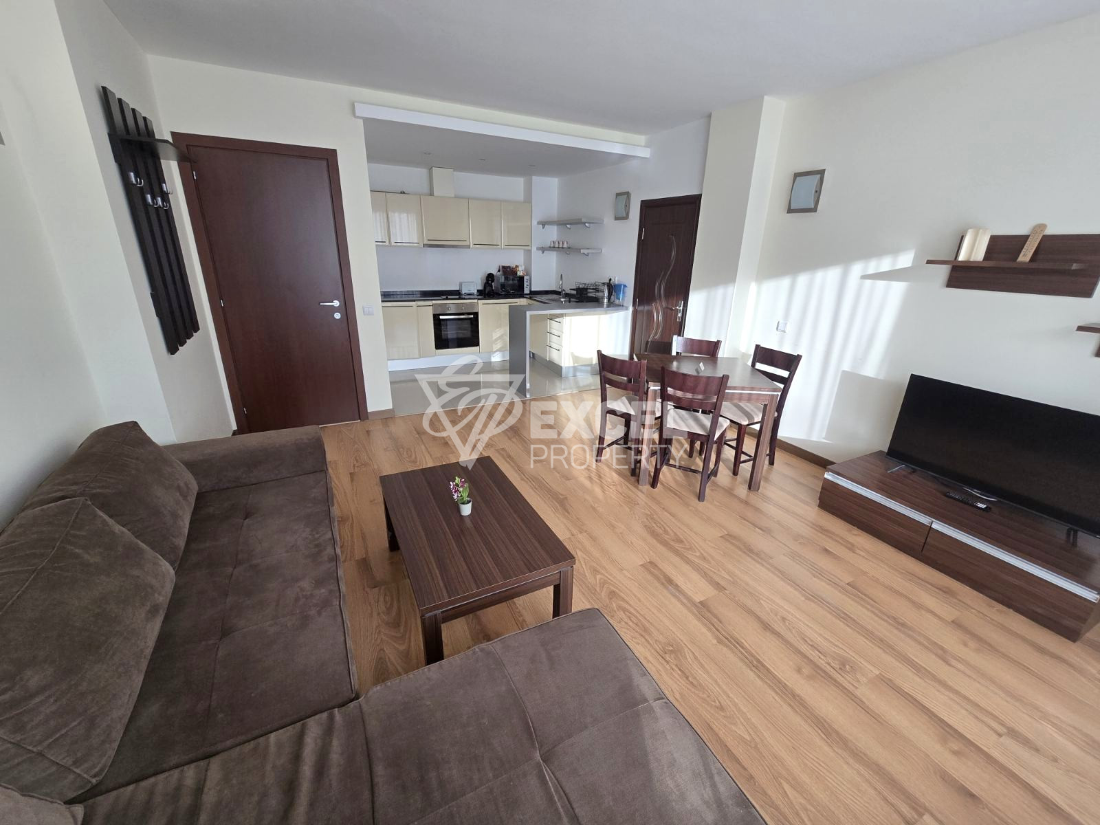 Two-bedroom apartment with south exposure and stunning mountain views, Pirin Golf area