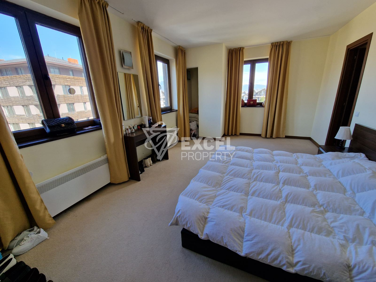 Two-bedroom apartment for sale with a view of the Pirin Mountains near Bansko