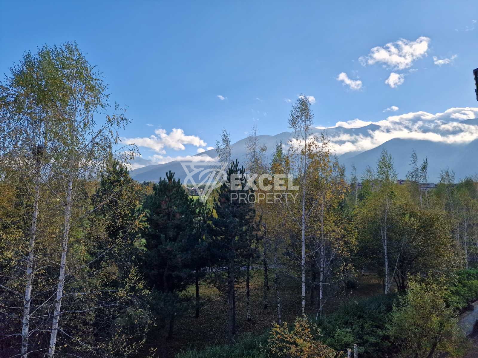 Stunning two-bedroom apartment in a prestigious 4-star complex next to Pirin Golf