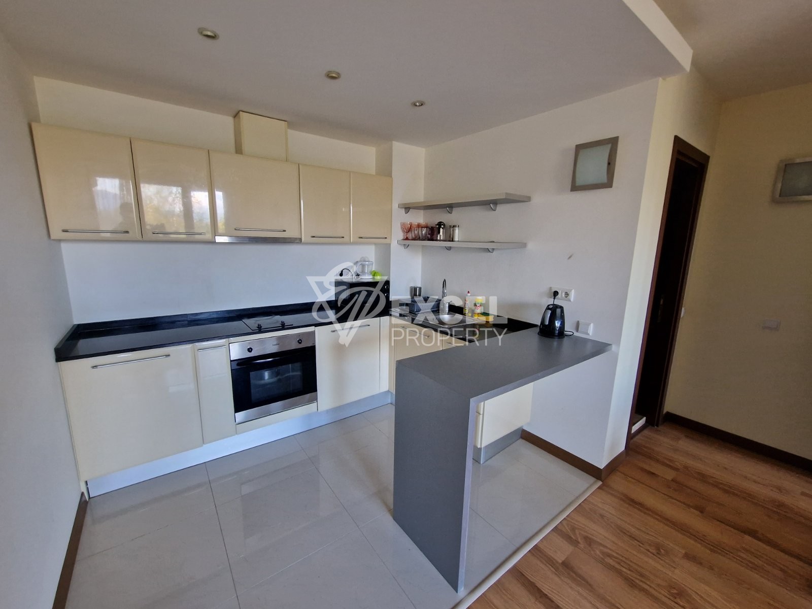 Stunning two-bedroom apartment in a prestigious 4-star complex next to Pirin Golf