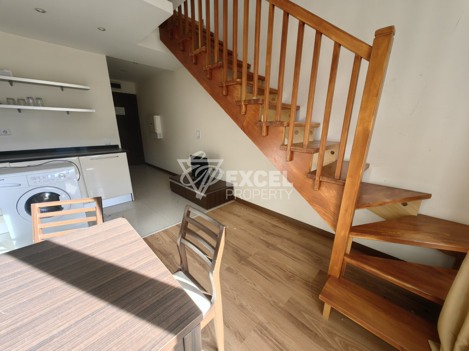 Exclusive offer for sale: Elegant southern maisonette with a panoramic view of the Pirin Mountains