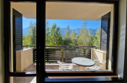 Unique two-bedroom apartment with a stunning view of Pirin in a 4-star complex