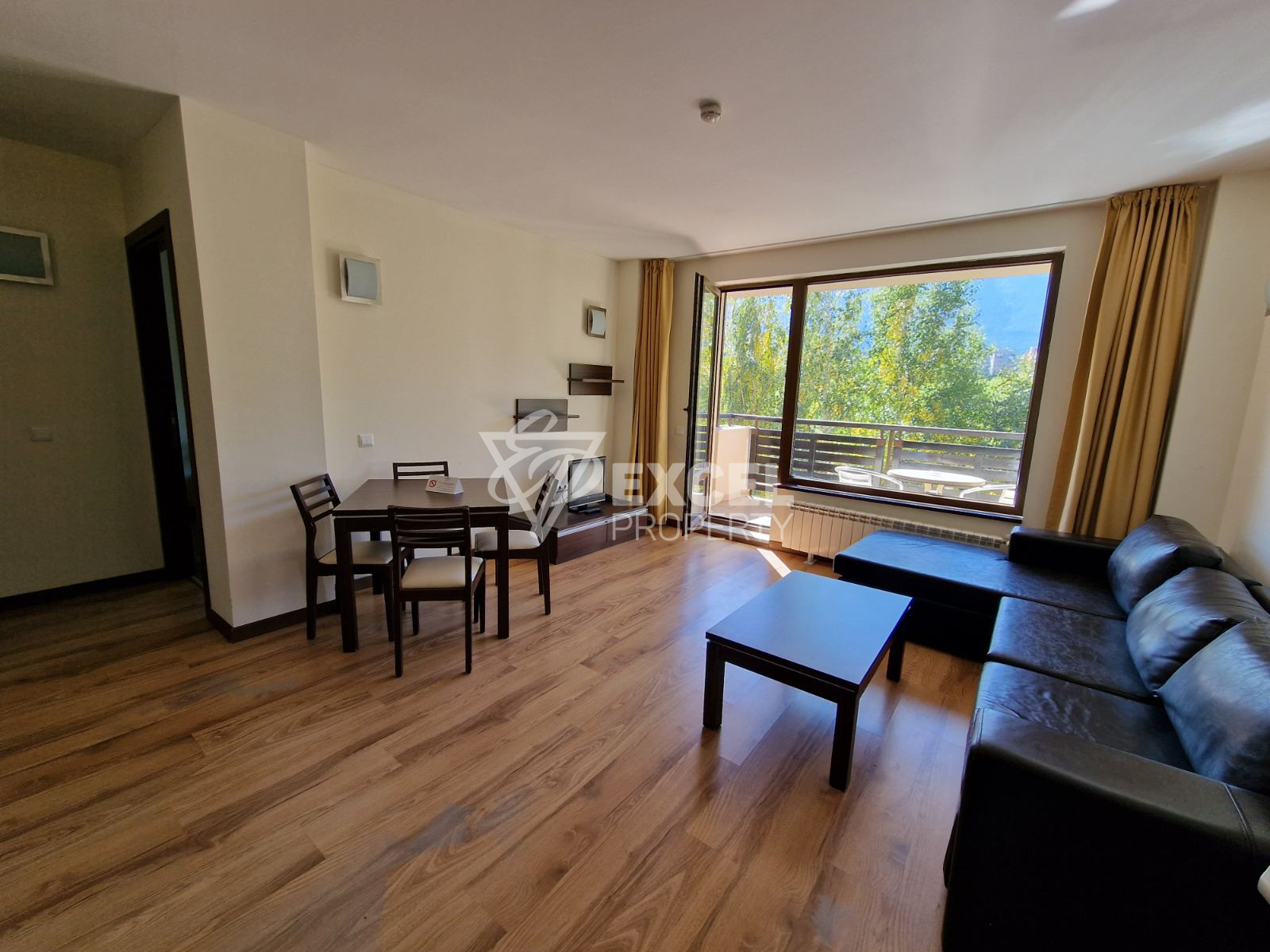 Unique two-bedroom apartment with a stunning view of Pirin in a 4-star complex