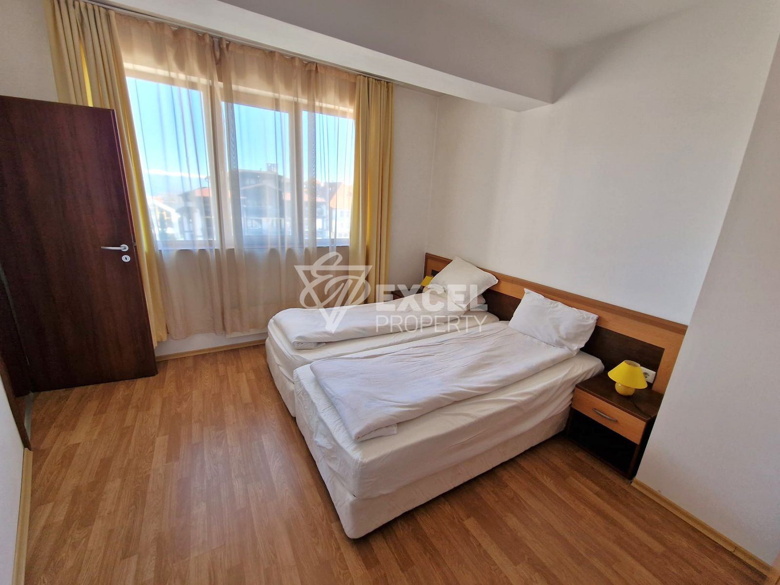 One-bedroom apartment 300m from the Gondola with a low maintenance fee!