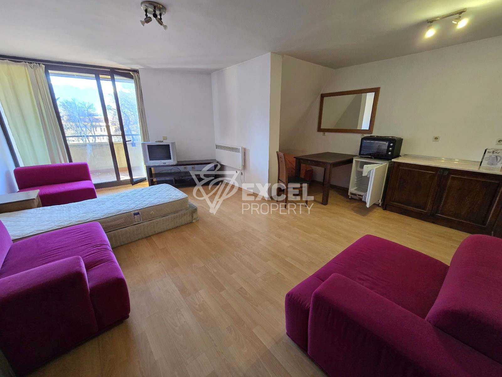 A spacious one-bed apartment in the heart of Razlog with a convenient location and beautiful view
