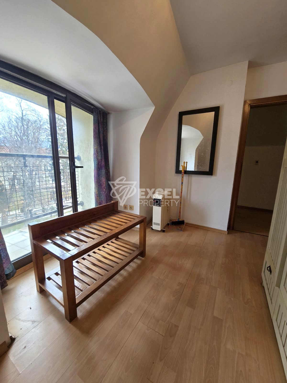 A spacious one-bed apartment in the heart of Razlog with a convenient location and beautiful view