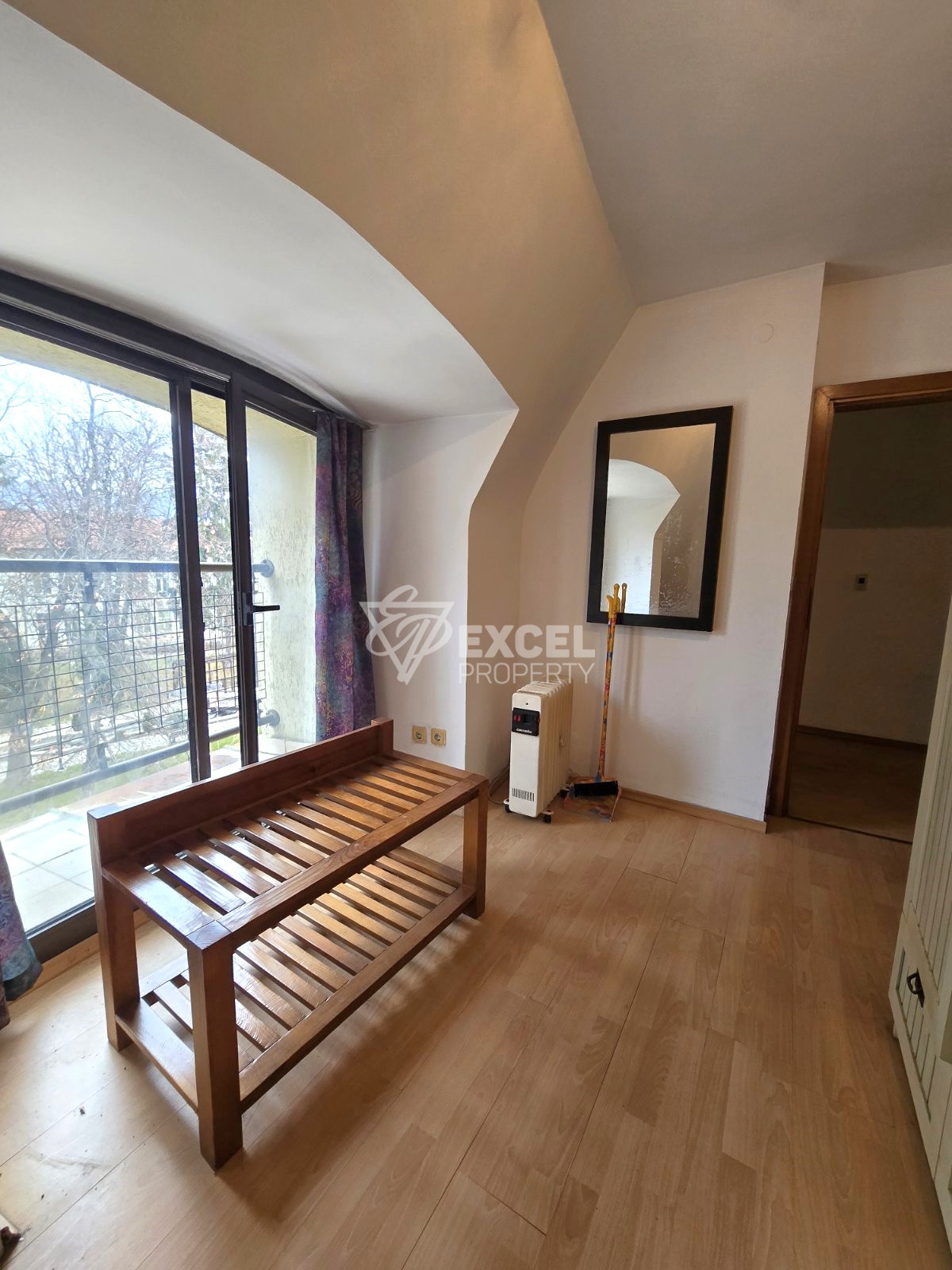 A spacious one-bed apartment in the heart of Razlog with a convenient location and beautiful view