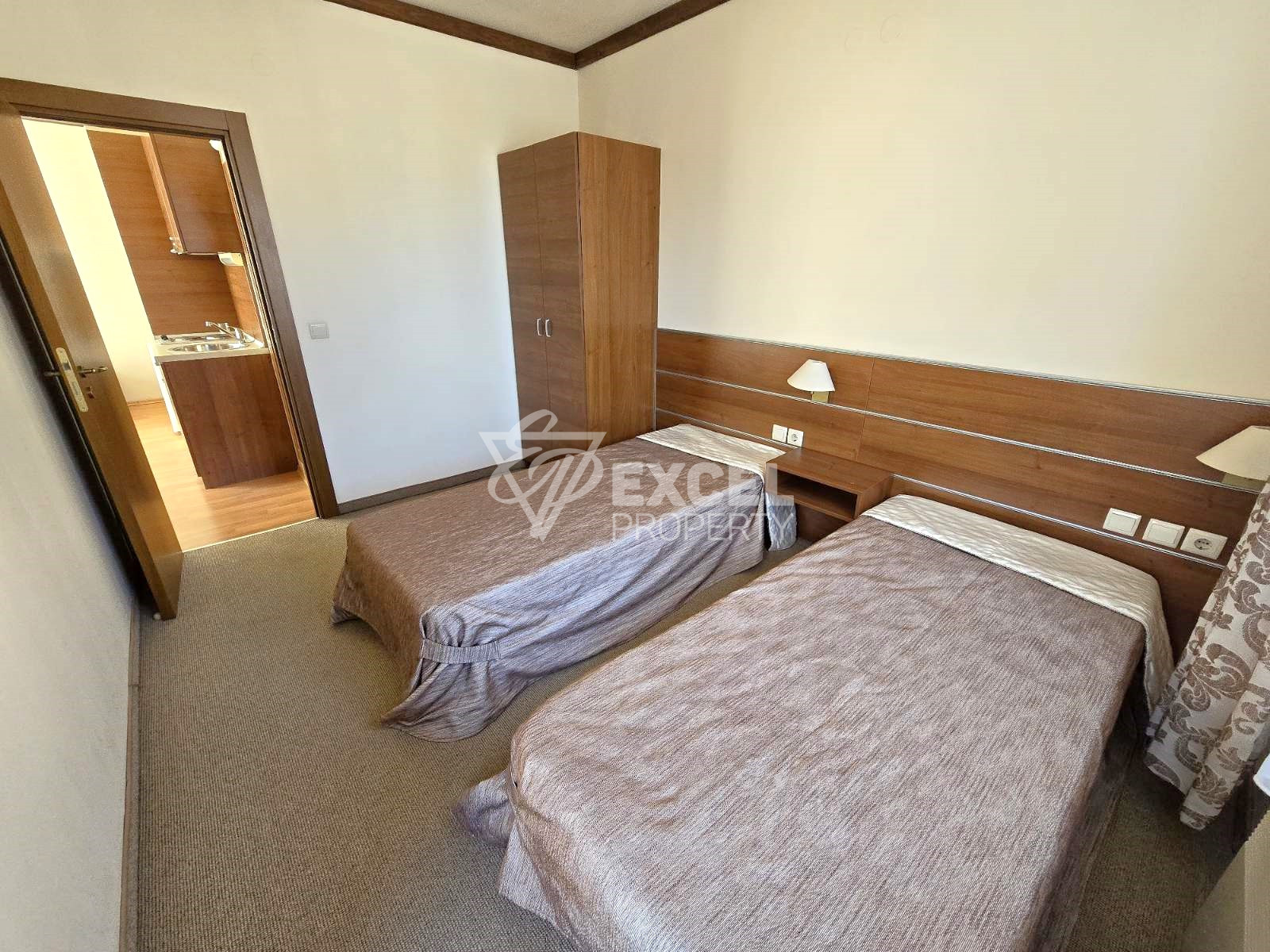 Furnished two-bedroom apartment for sale 50 meters from the ski lift, Bansko