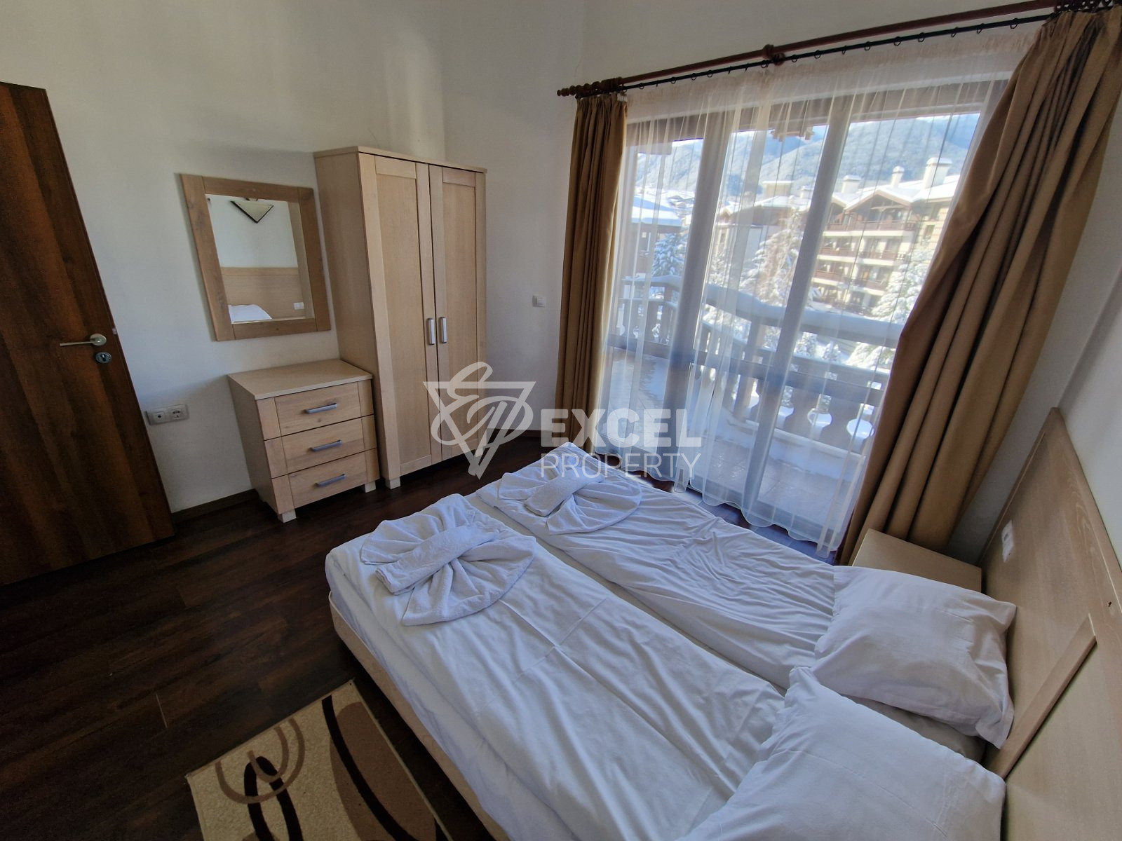South-west apartment with three bedrooms and a captivating view of the peaks of the Pirin Mountains