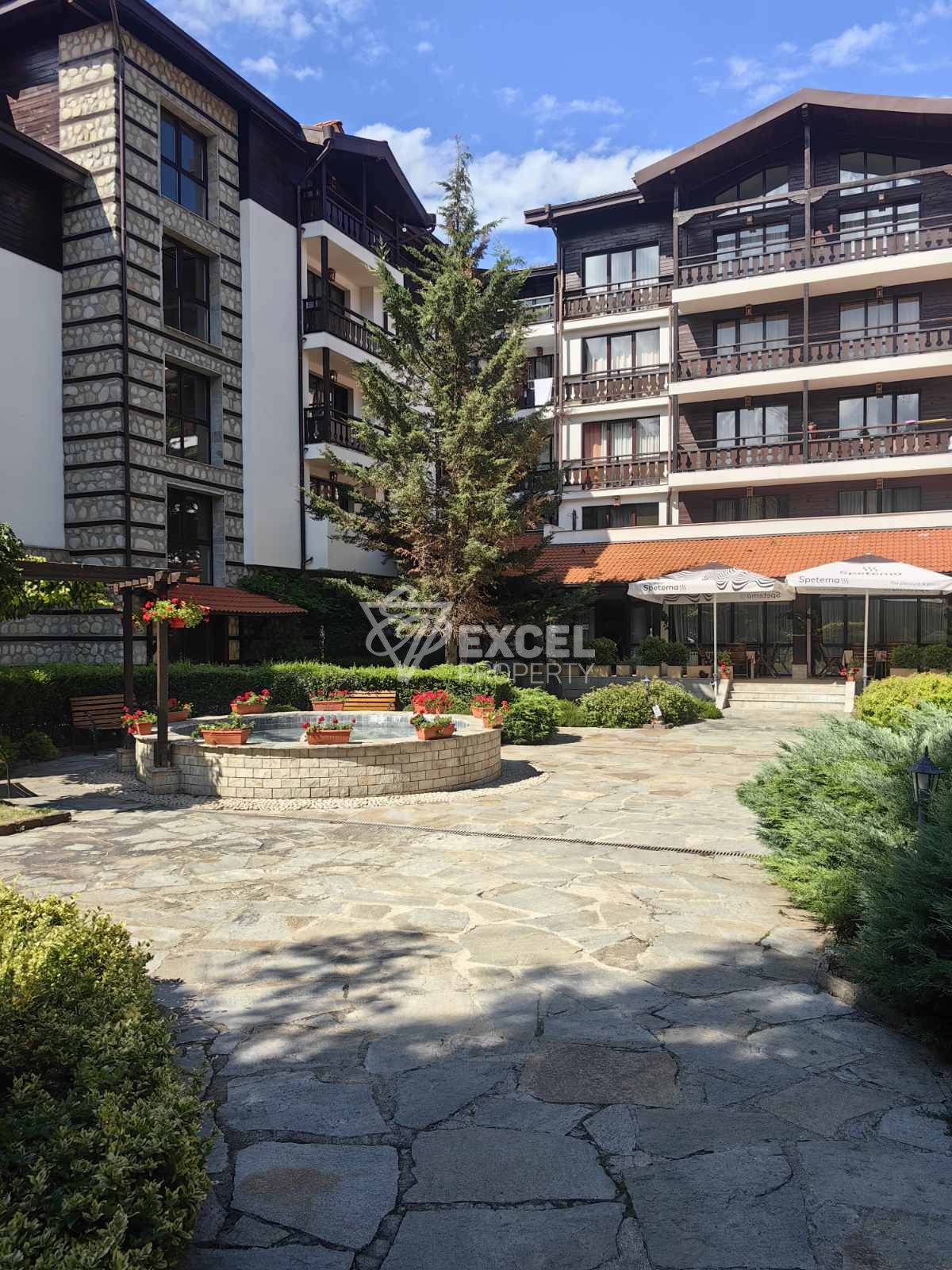 Spacious one bedroom apartment for sale in the hotel area of ​​Winslow Infinity