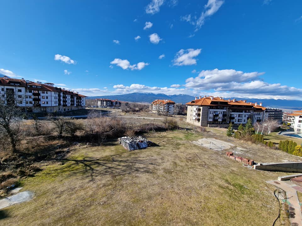 Spacious furnished one bedroom apartment 200 meters from the Gondola in Bansko
