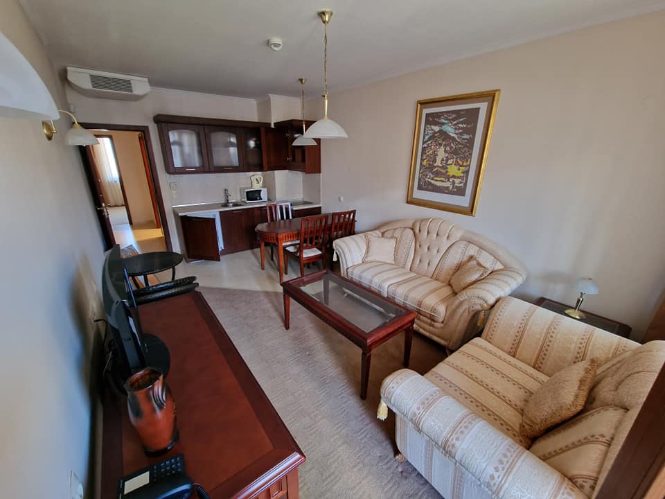 Spacious furnished one bedroom apartment 200 meters from the Gondola in Bansko