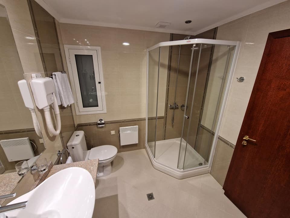 Spacious furnished one bedroom apartment 200 meters from the Gondola in Bansko