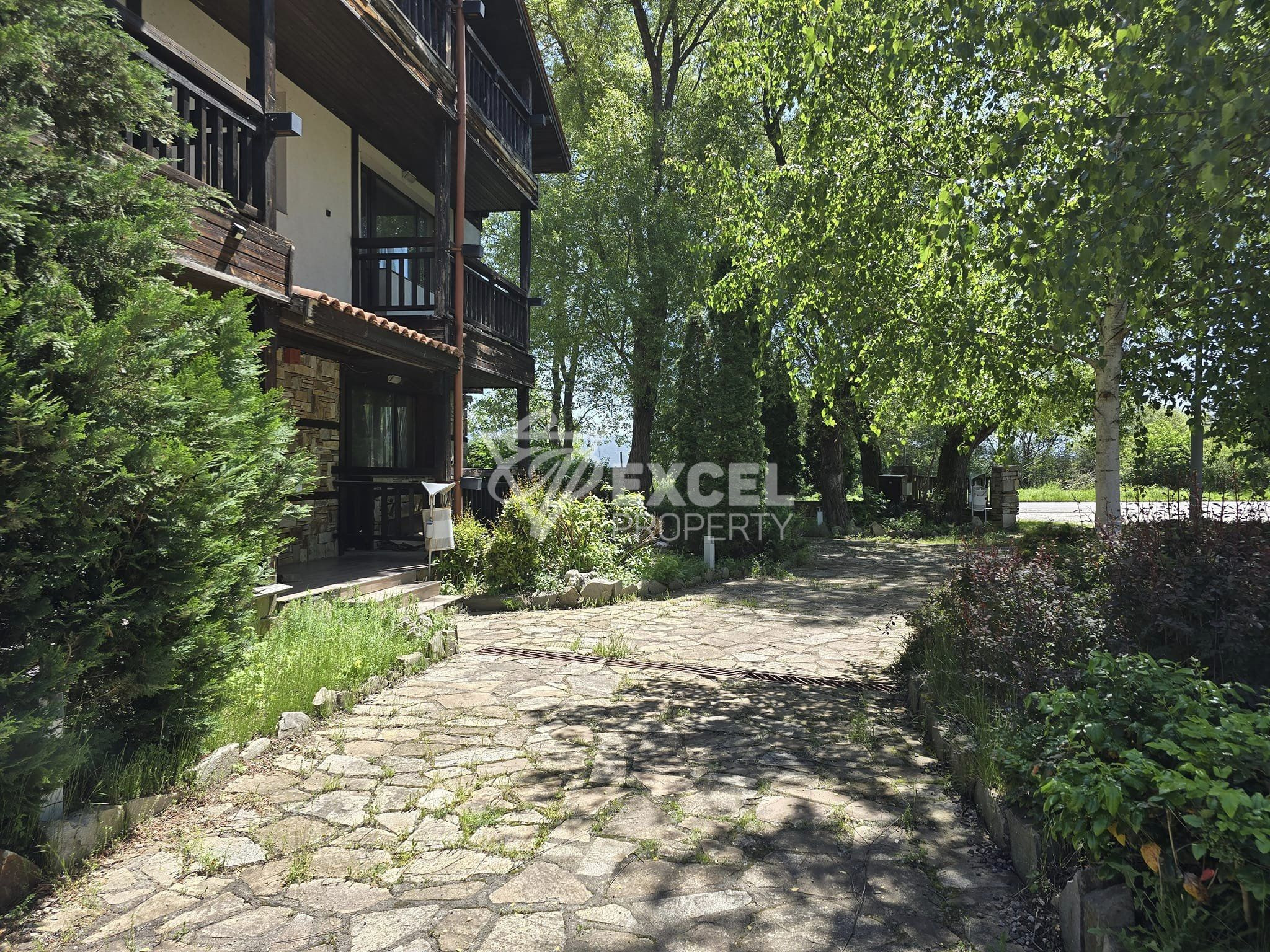 One-bedroom apartment between Bansko and the village of Banya