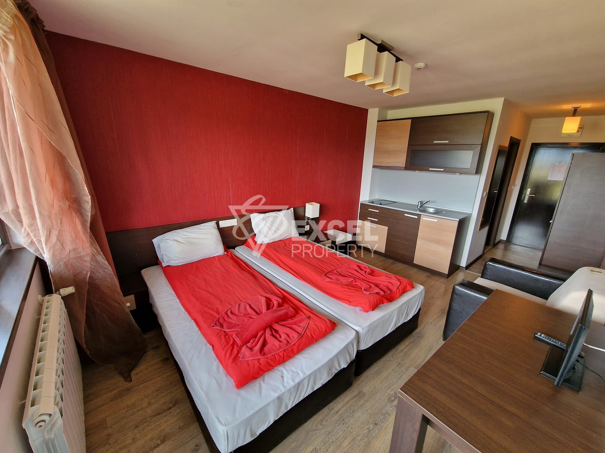 Studio with a beautiful view of Pirin for sale between Bansko and Banya! Low maintenance fee!