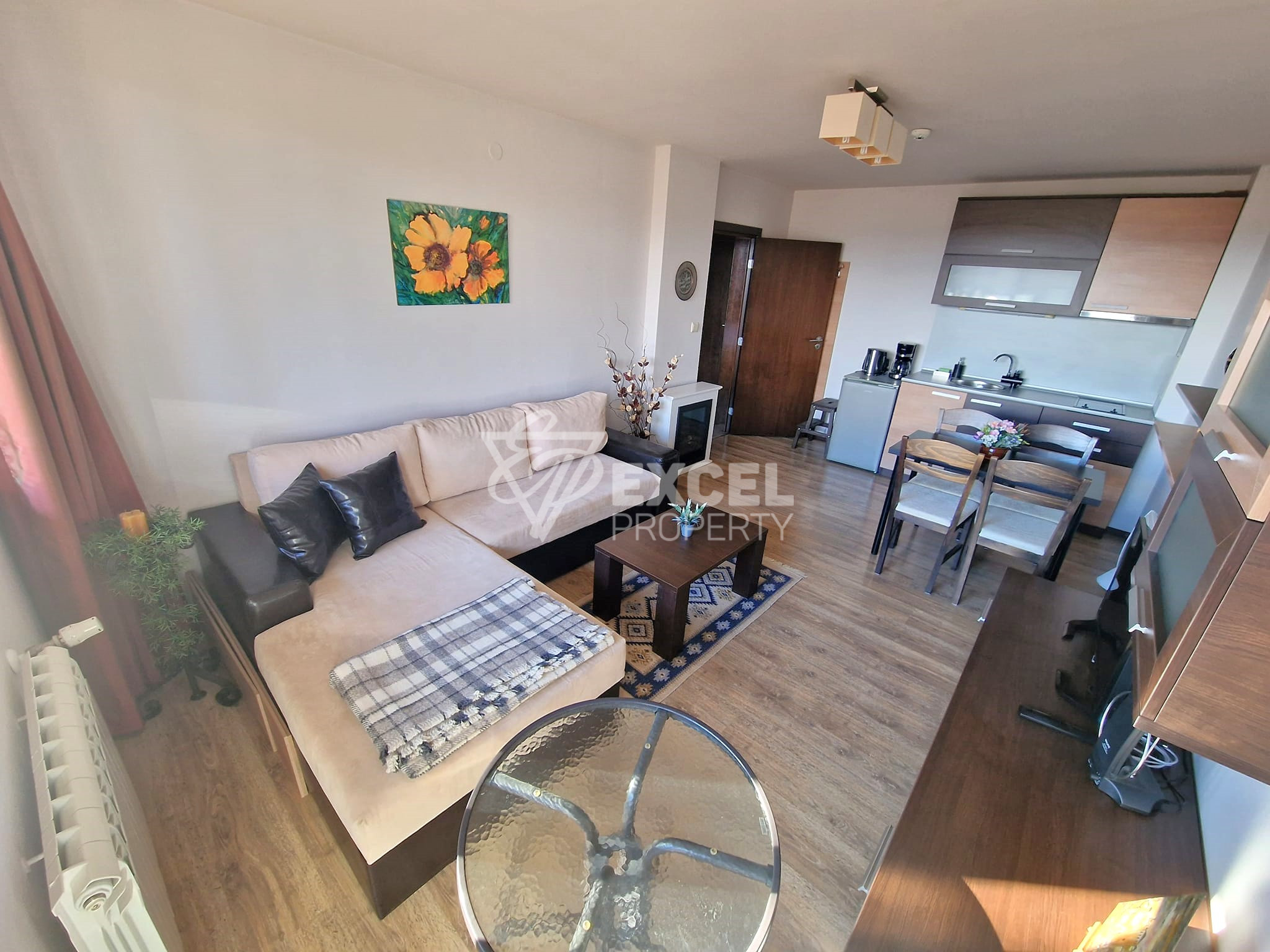 One bedroom apartment with east exposure for sale between Bansko and Banya! Bargain!