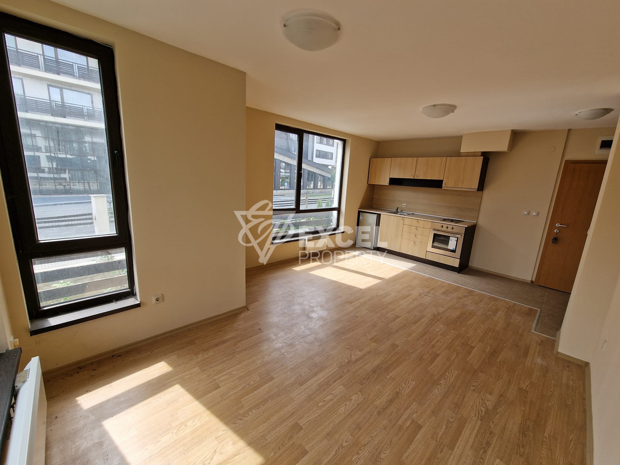 Semi-furnished two-room apartment in a gated complex with a pool, Razlog area