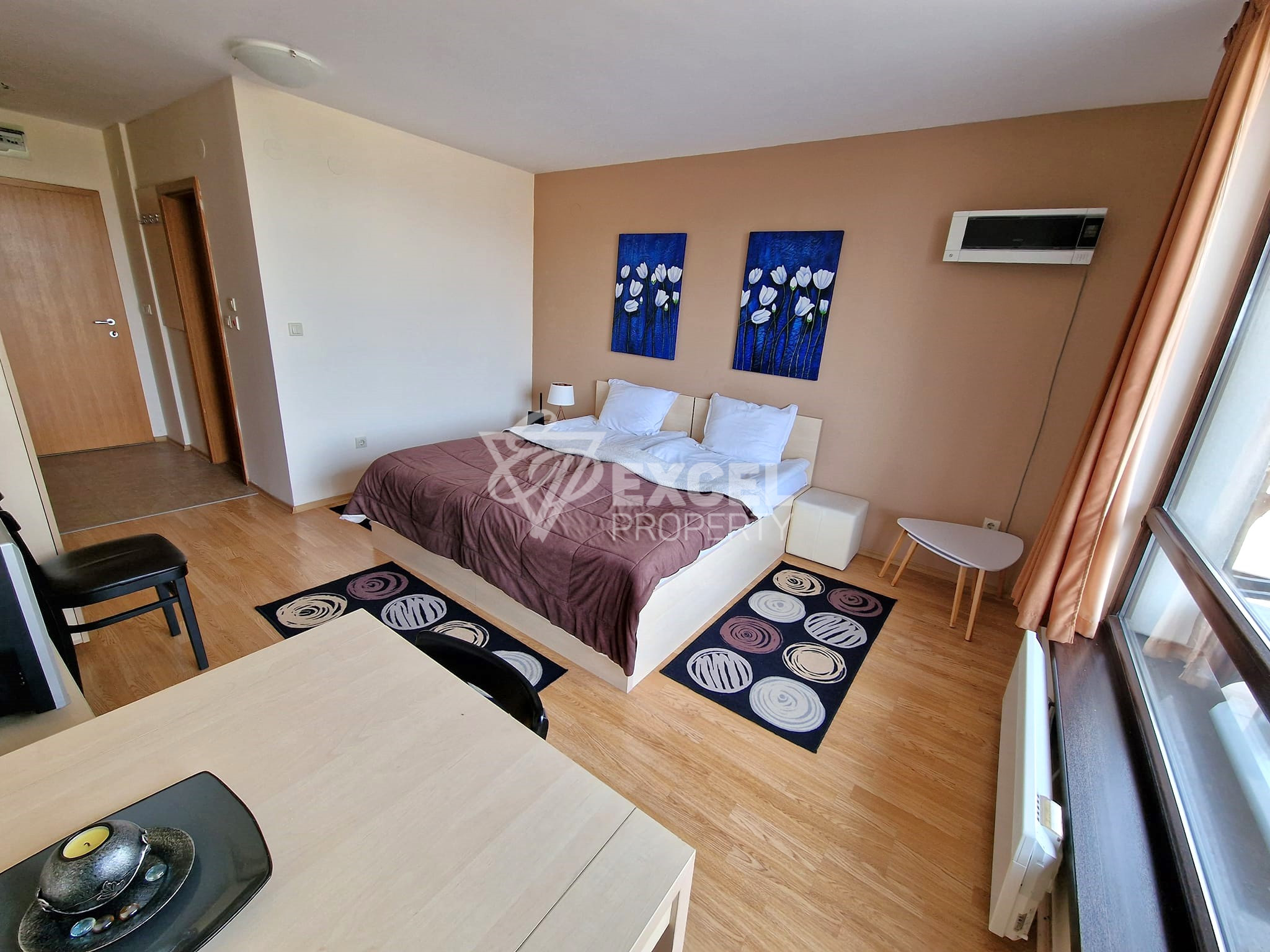 Studio with a terrace and new furniture at a bargain price for sale in Aspen Suites, Razlog Area