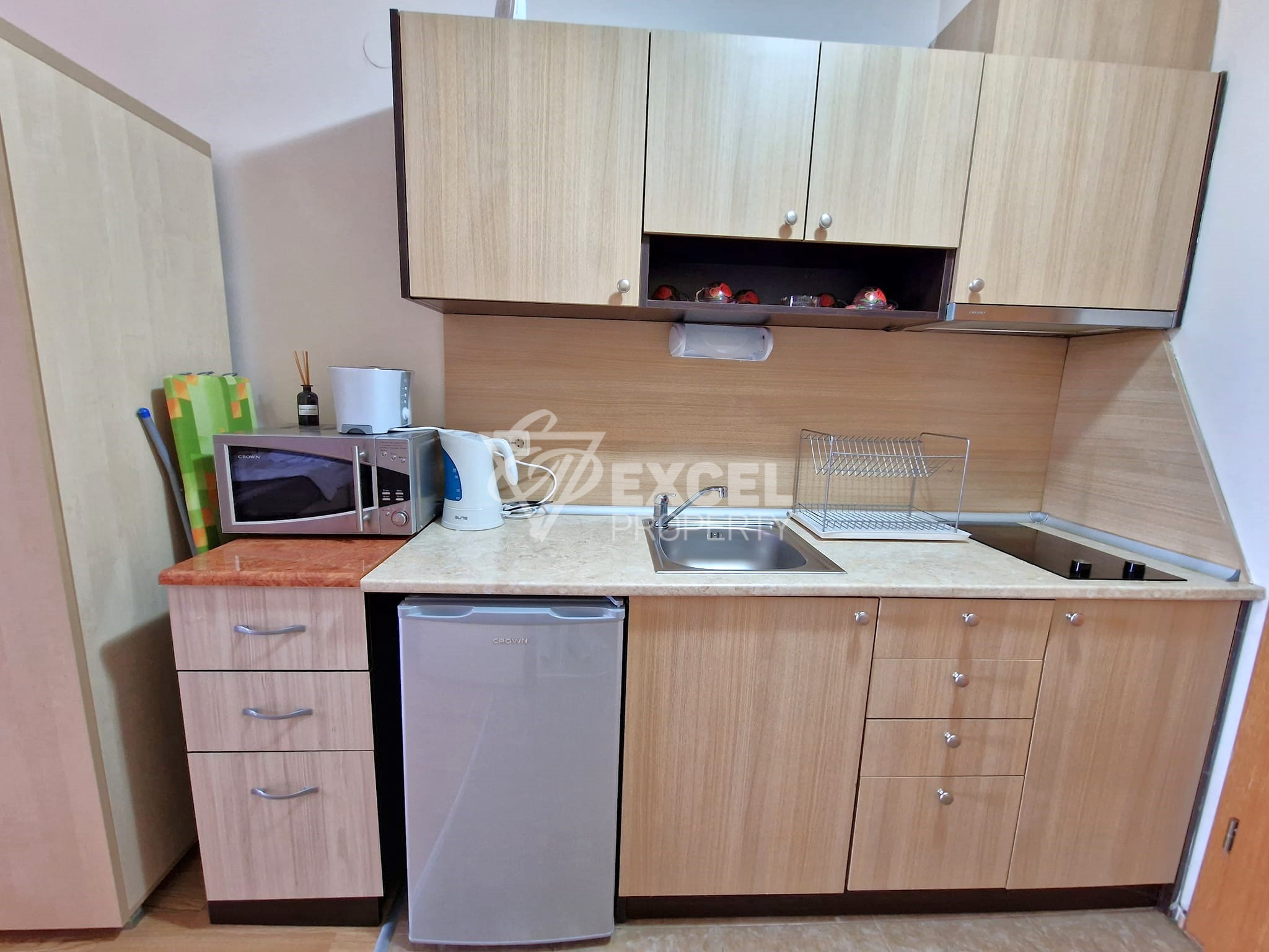 Studio with a terrace and new furniture at a bargain price for sale in Aspen Suites, Razlog Area