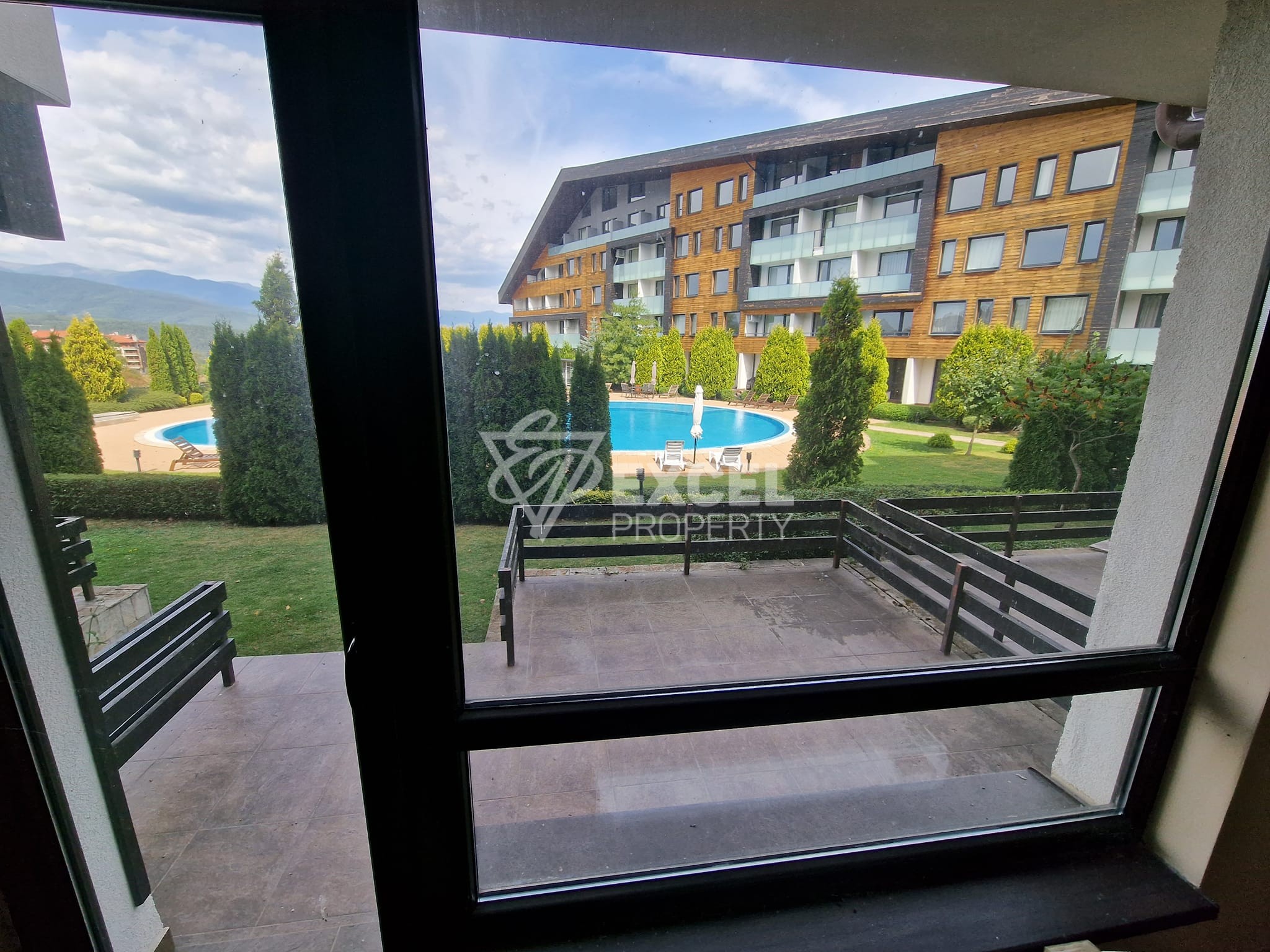 Lovely ground floor studio with pool view next to Pirin Golf