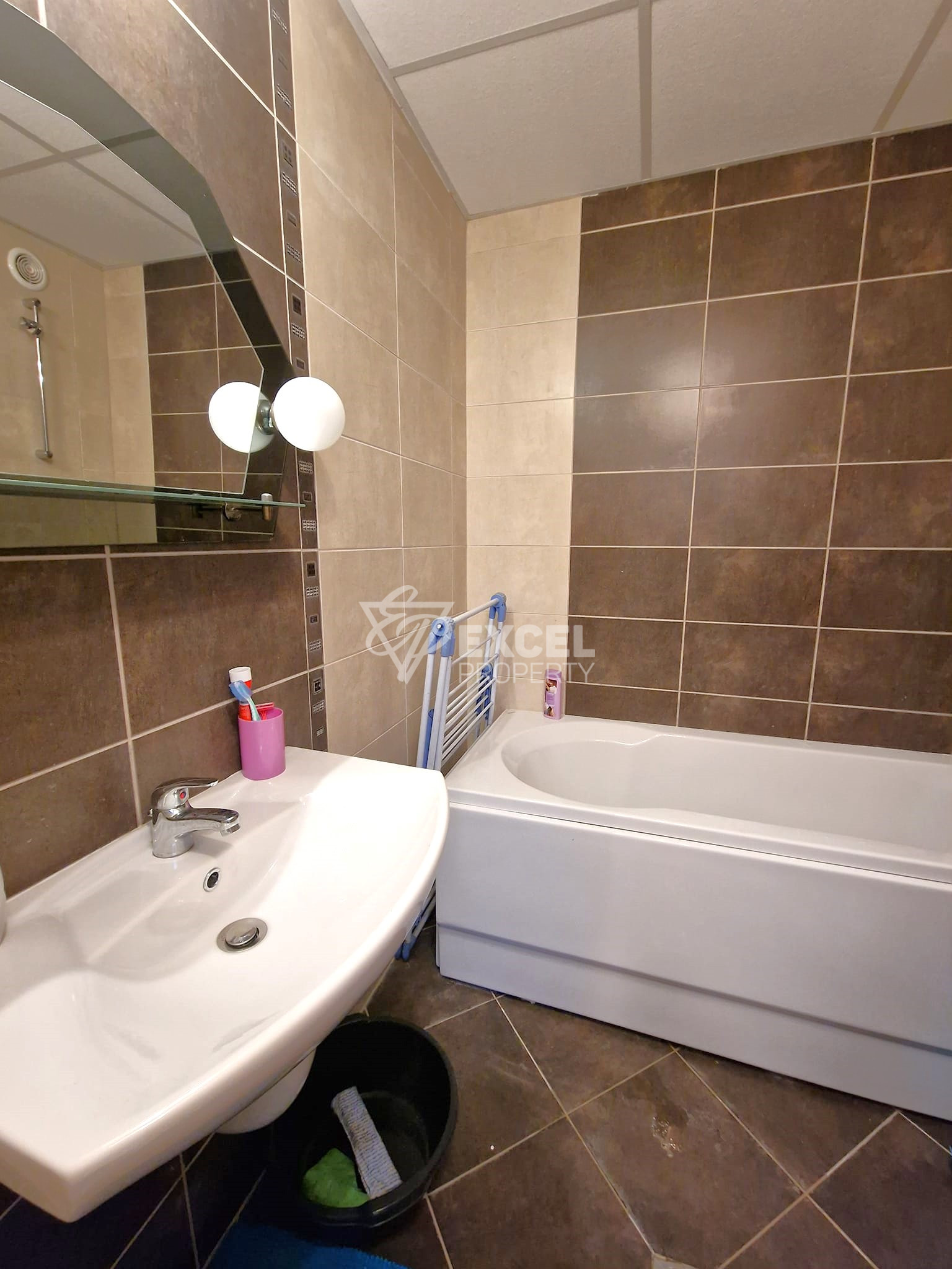 Southern one bed apartment with a frontal view of Pirin! Affordable price!