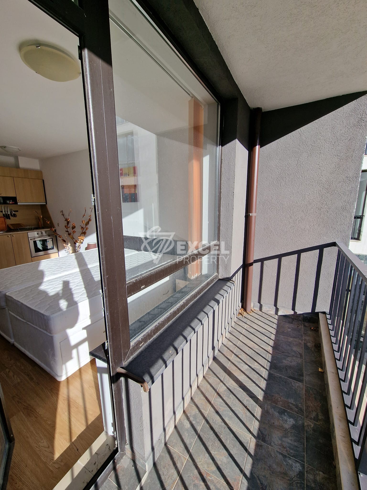 Southern studio with new furniture and a wonderful view of the Pirin Mountains for sale in the region of Bansko and Razlog