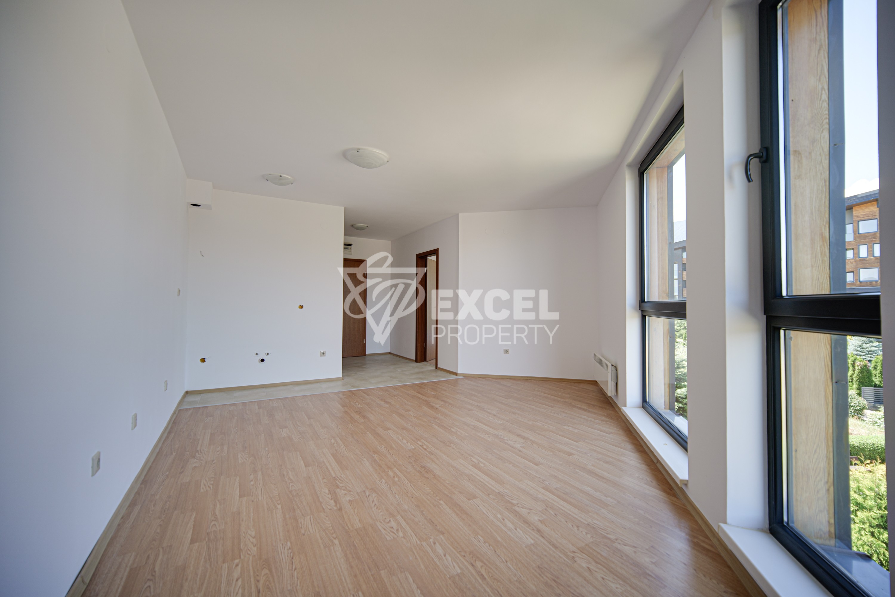 Spacious one bedroom apartment for sale in Aspen Heights complex, Razlog area