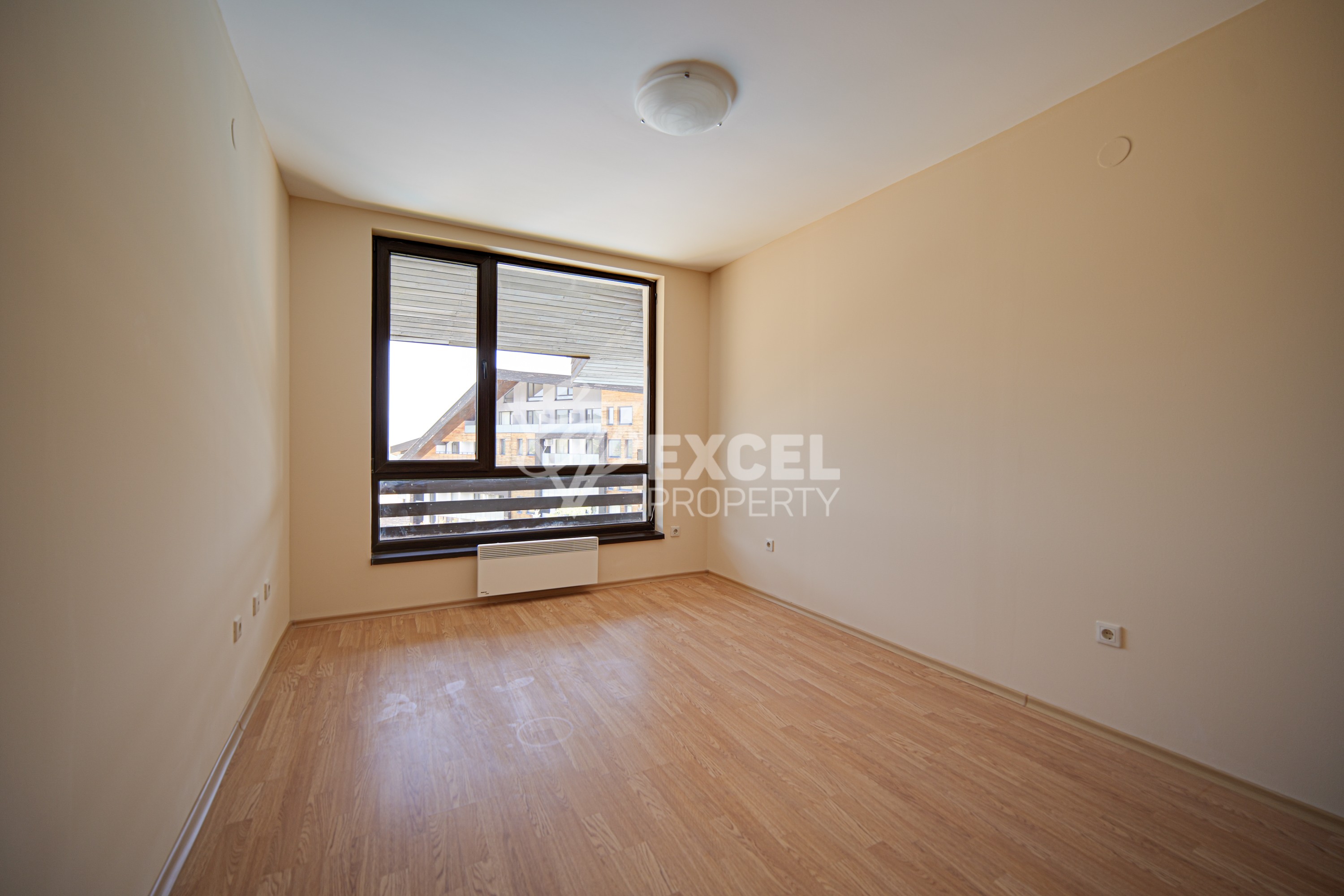 Spacious one bedroom apartment for sale in the Aspen Suites complex next to Pirin Golf