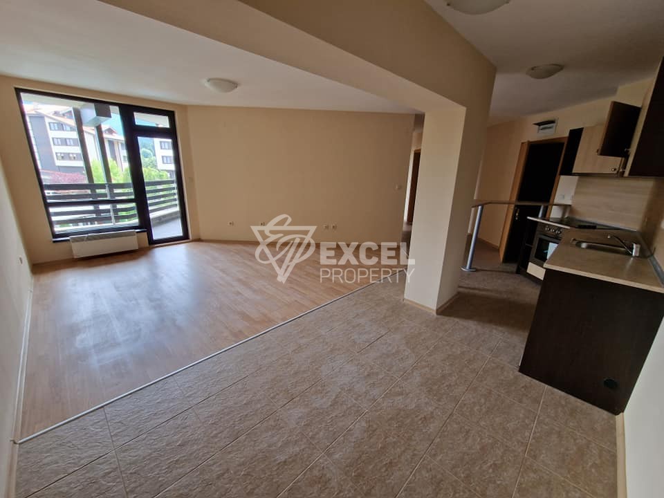 South Two bedroom apartment for sale in the Aspen Suites complex, Razlog area