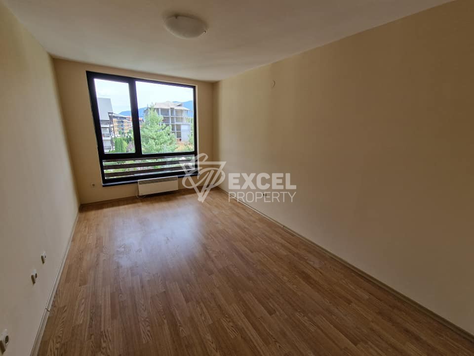 South Two bedroom apartment for sale in the Aspen Suites complex, Razlog area