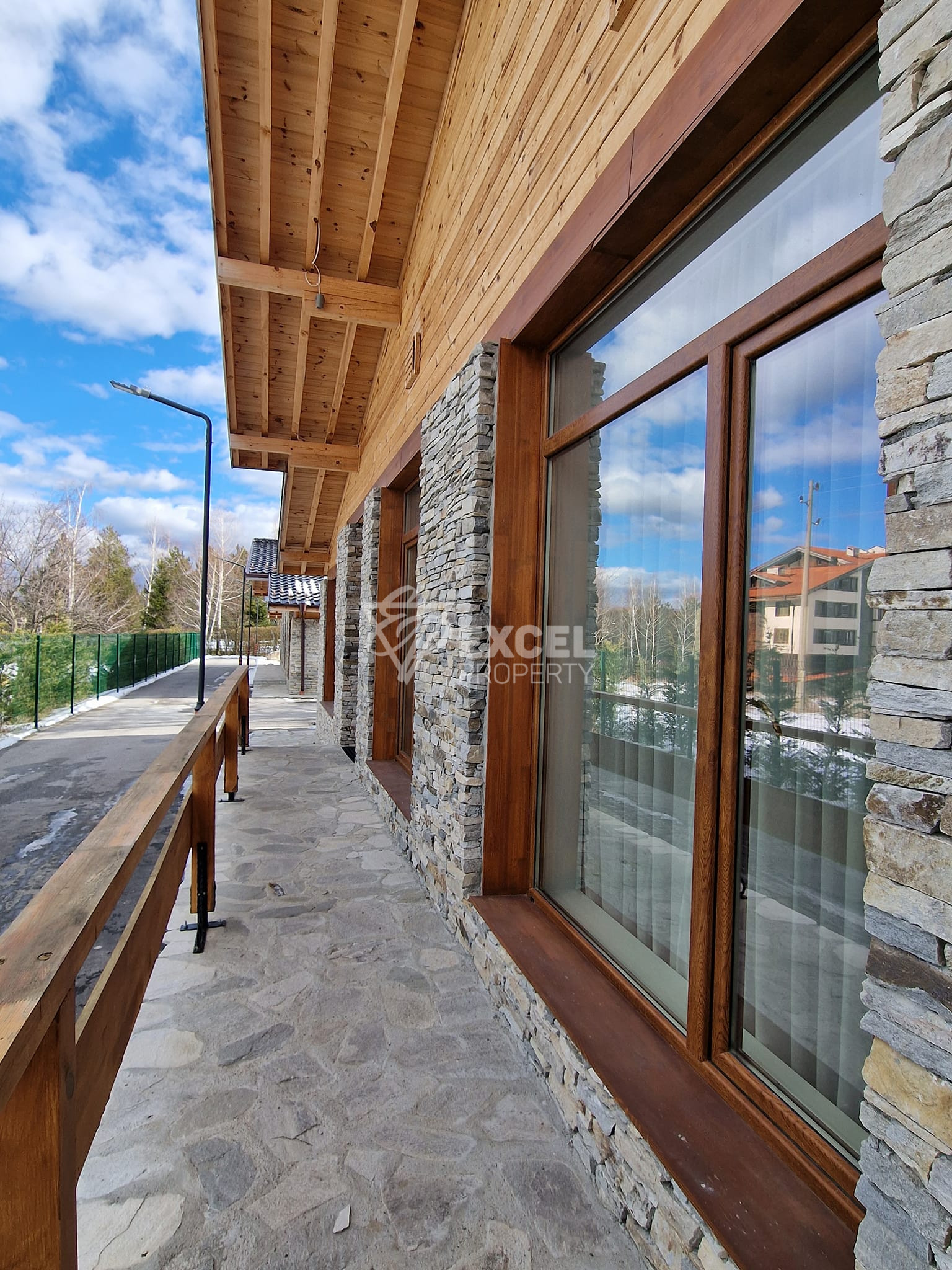 Modern one-story house in Alpine style in a gated complex next to Pirin Golf, Razlog region