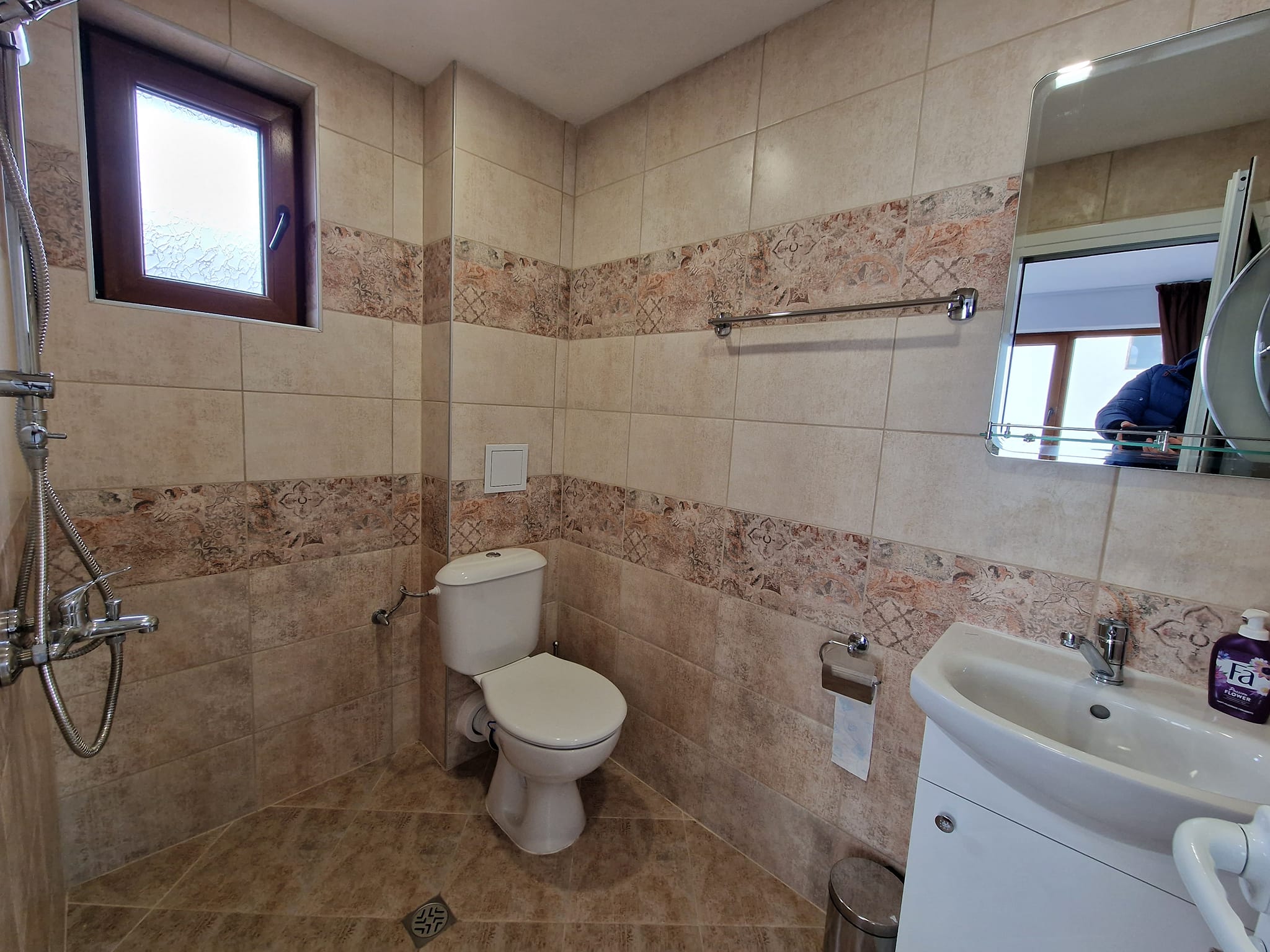 Renovated three-story house with a large yard for sale in the village of Banya, Bansko region