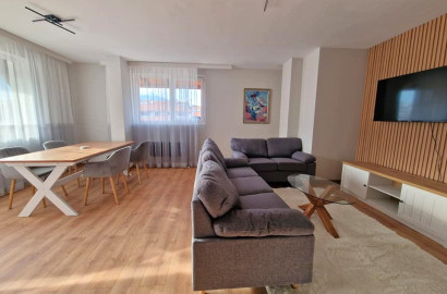 Two bedroom apartment with new furniture 50 meters from the ski lift, Bansko Royal Towers