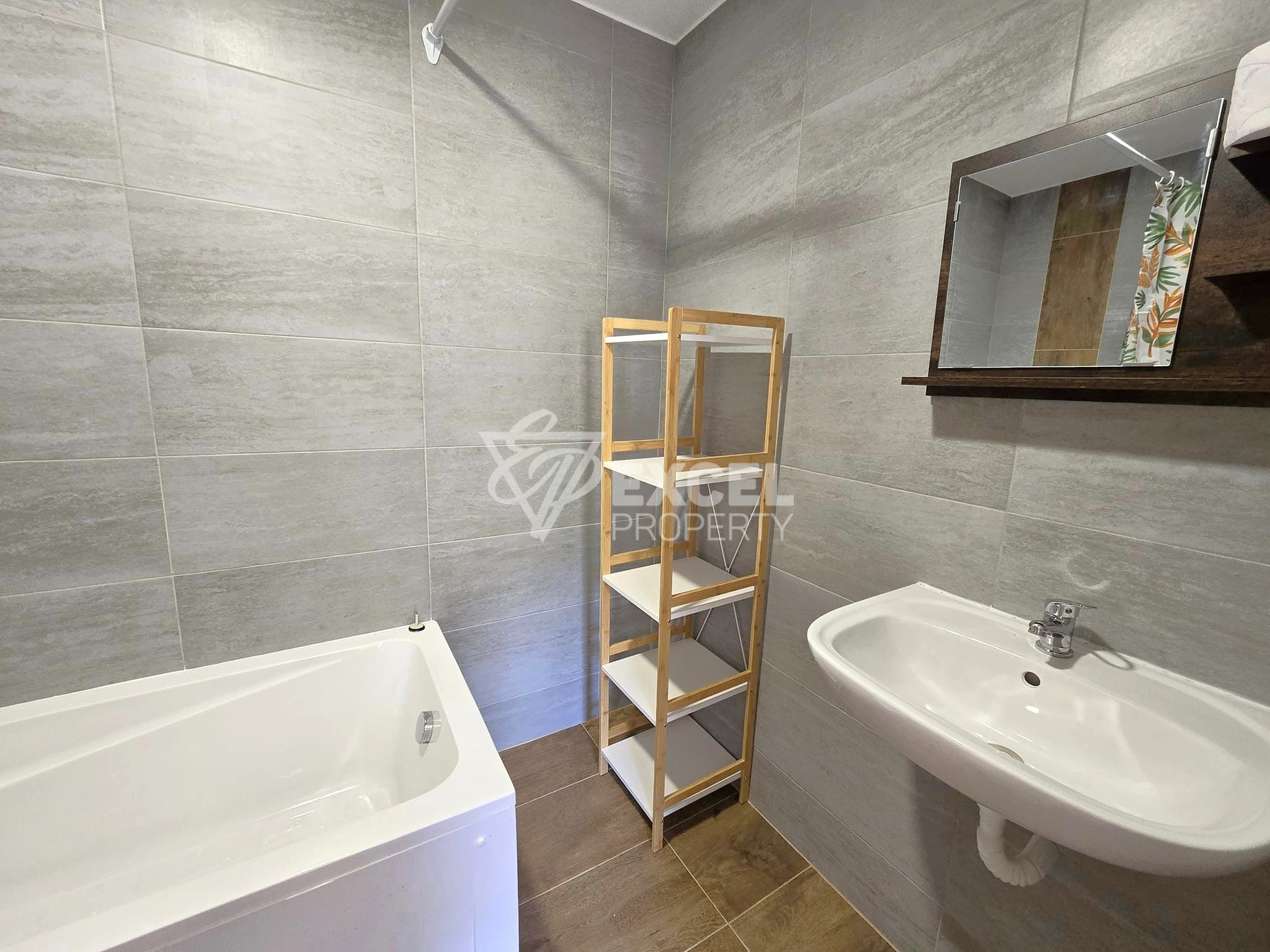 Two bedroom apartment with new furniture and low maintenance fee for sale in Bansko