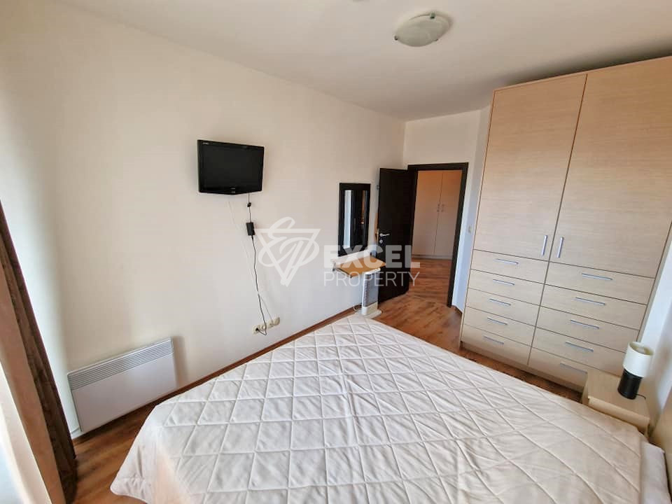 One-bedroom apartment with underground parking space and low maintenance fee for sale in Bansko
