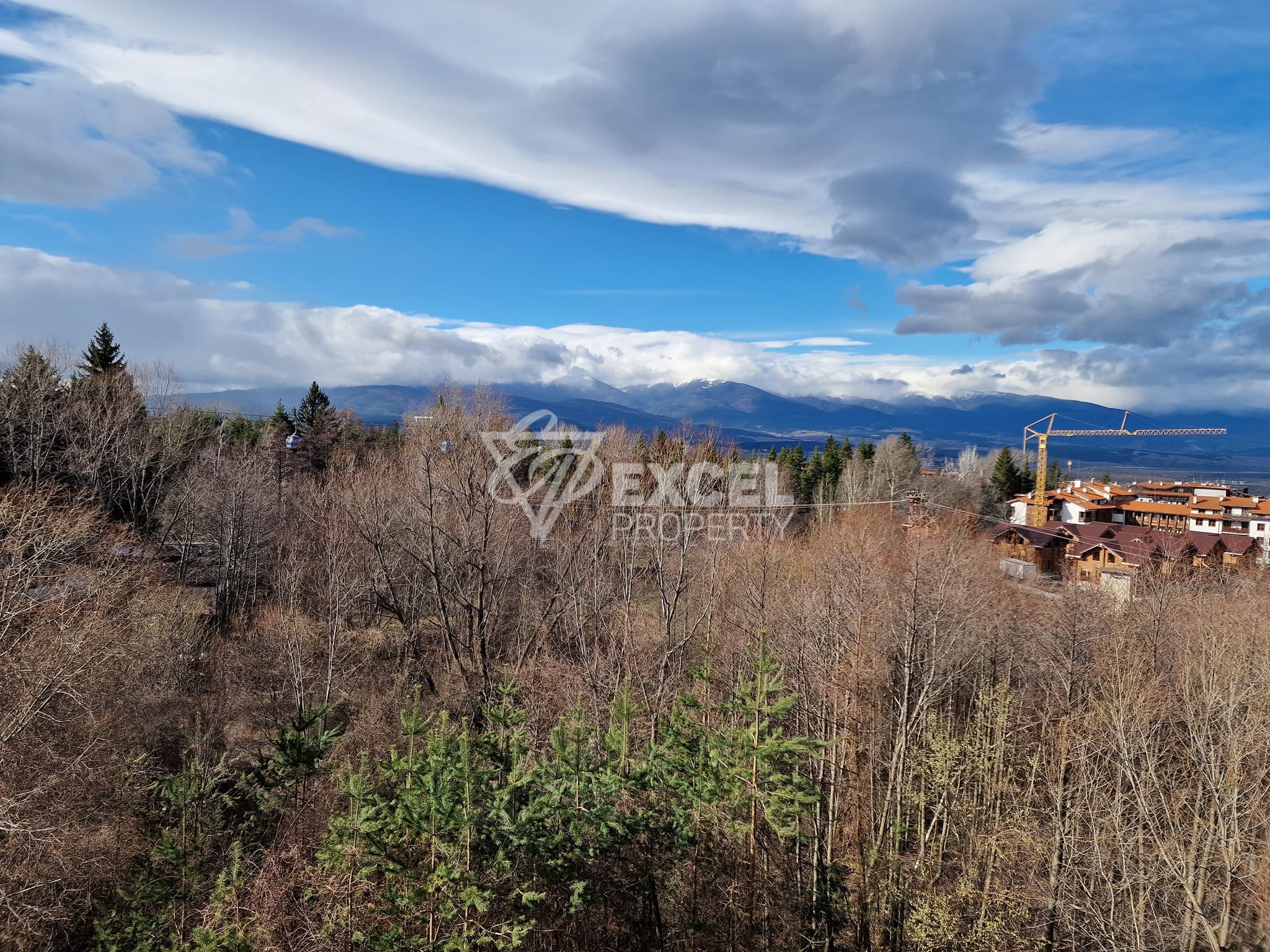 One-bedroom apartment with underground parking space and low maintenance fee for sale in Bansko