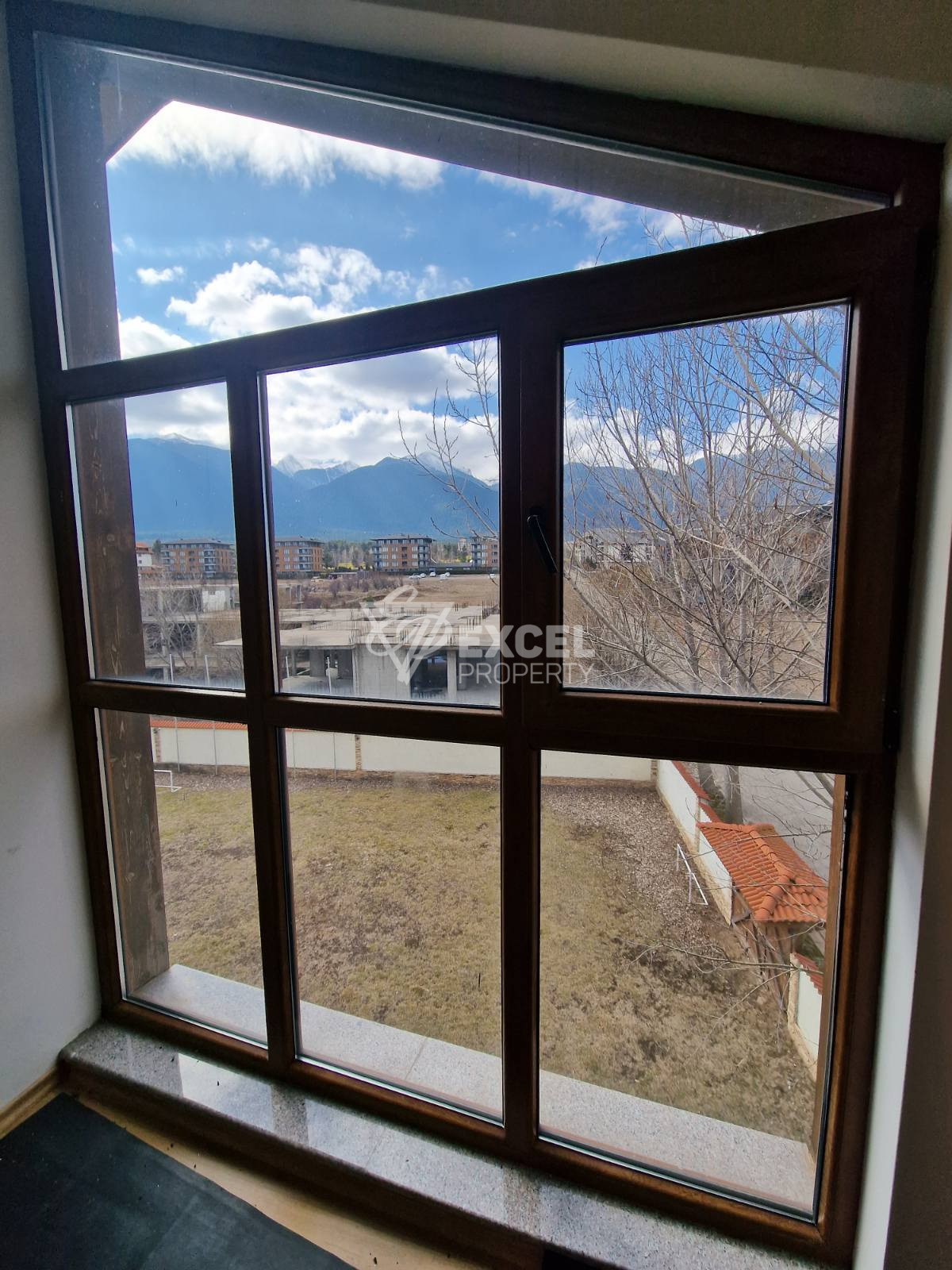 Spacious one bedroom apartment for sale in Green Wood, Razlog