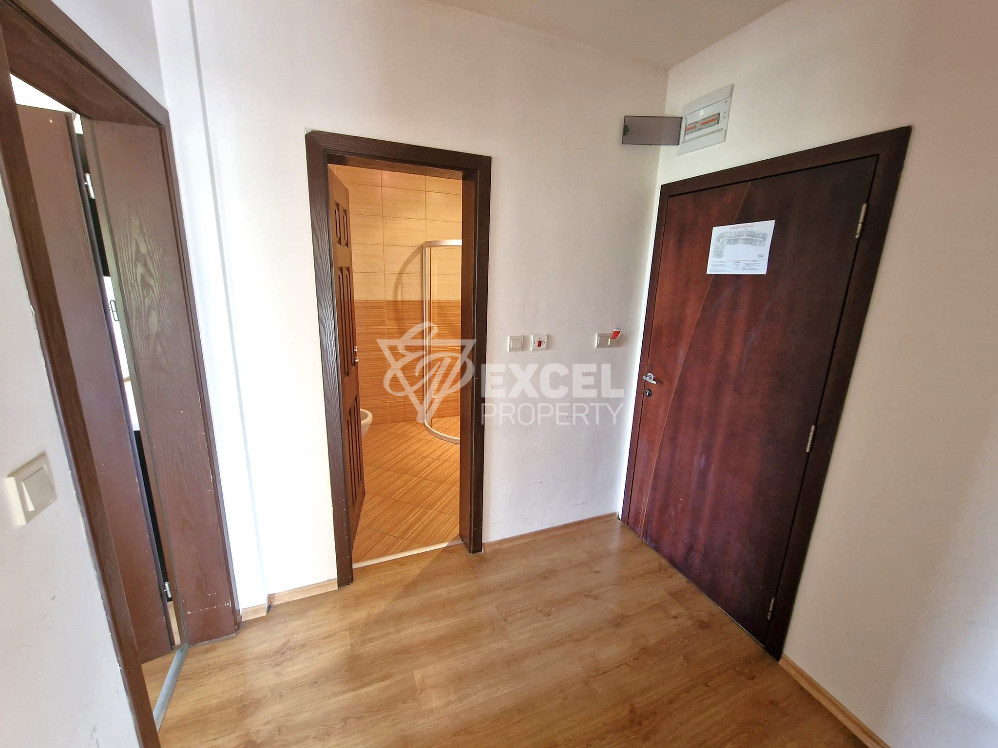 Spacious one bedroom apartment for sale in Green Wood, Razlog