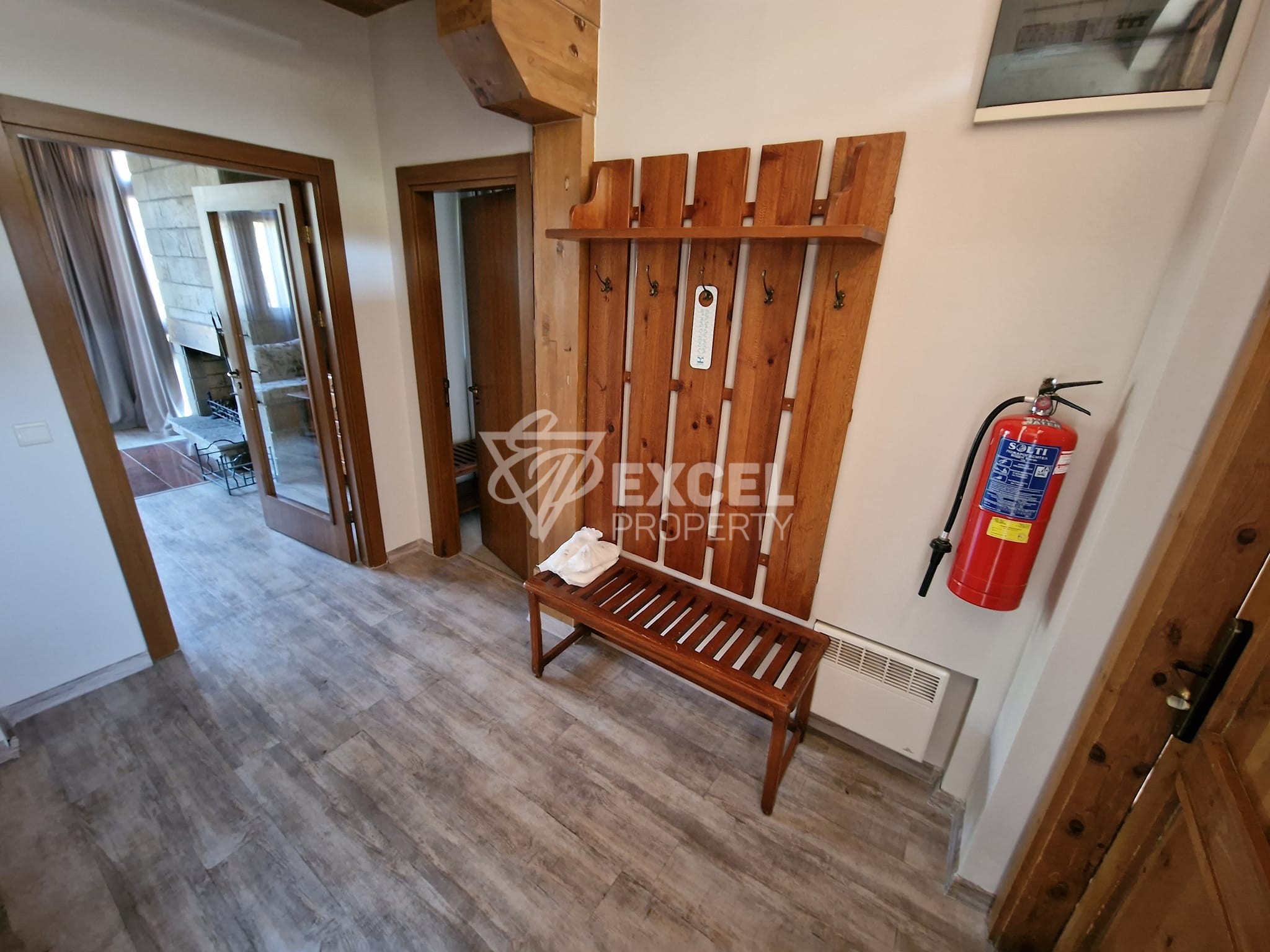 4 bedroom house with adjoining yard for sale in Katarino SPA, Razlog area